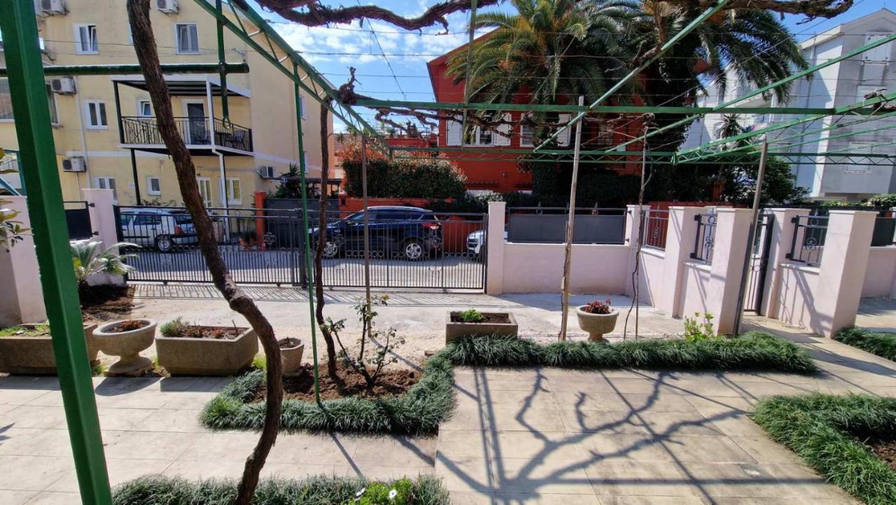 Ioannis Apartments Tivat Eksteriør billede