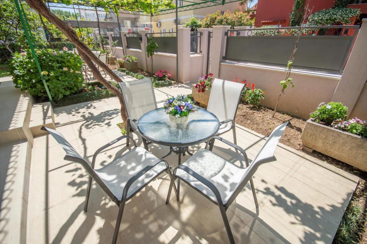 Ioannis Apartments Tivat Eksteriør billede